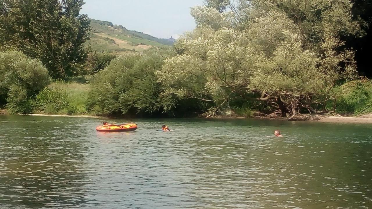 Gite De La Fontaine Paulhe Kültér fotó