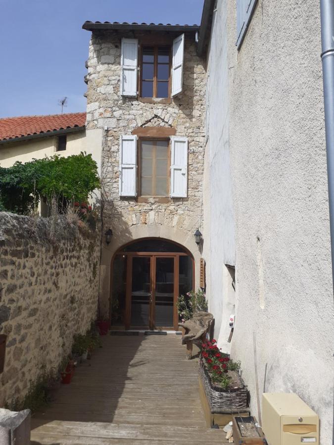 Gite De La Fontaine Paulhe Kültér fotó